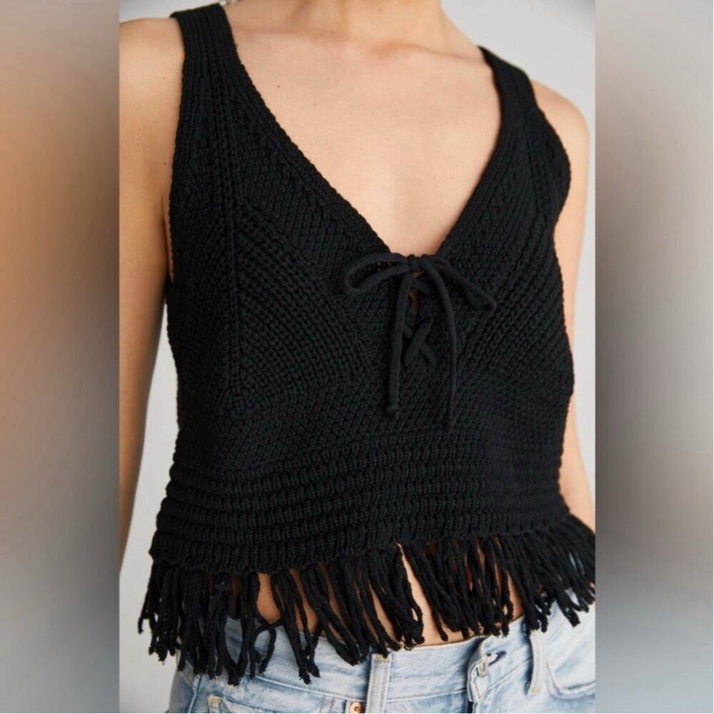Pilcro Anthropologie Black Sleeveless Knit Top Womens Medium Festival Fringe - Picture 1 of 8